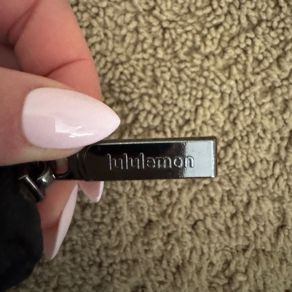Lululemon black dial pouch - Picture 4 of 5